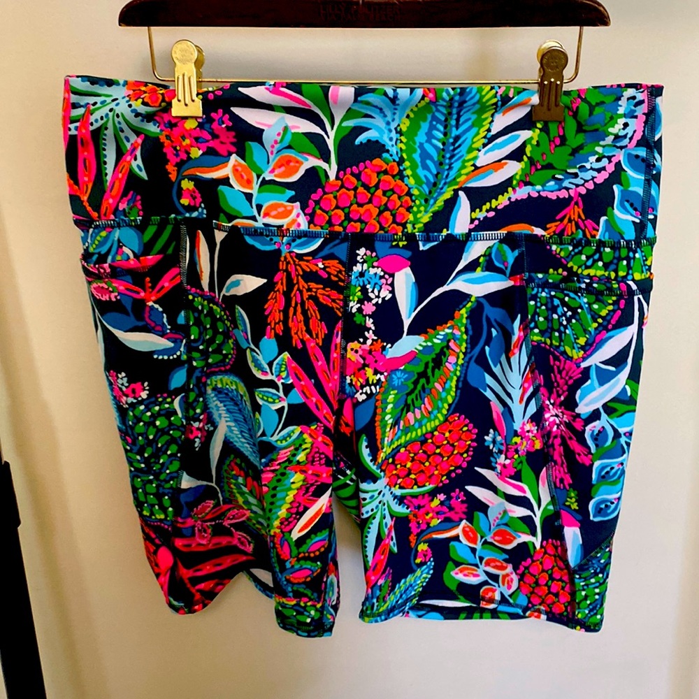 EUC Lilly Pulitzer Luxletic Shorts.